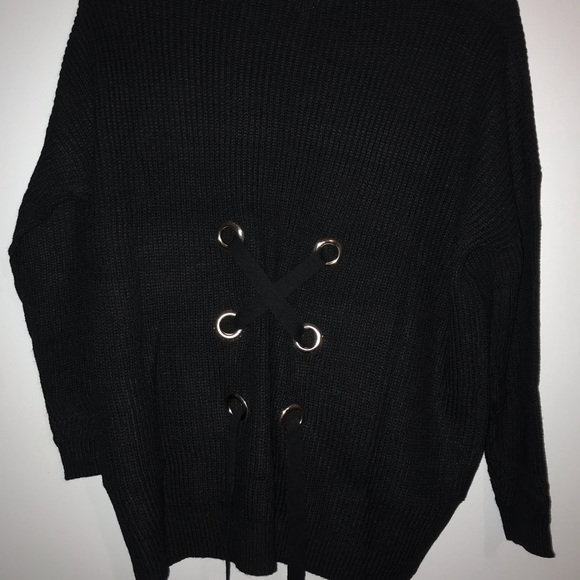 1 LEFT !NEW Black lace up choker sweater - Picture 6 of 6